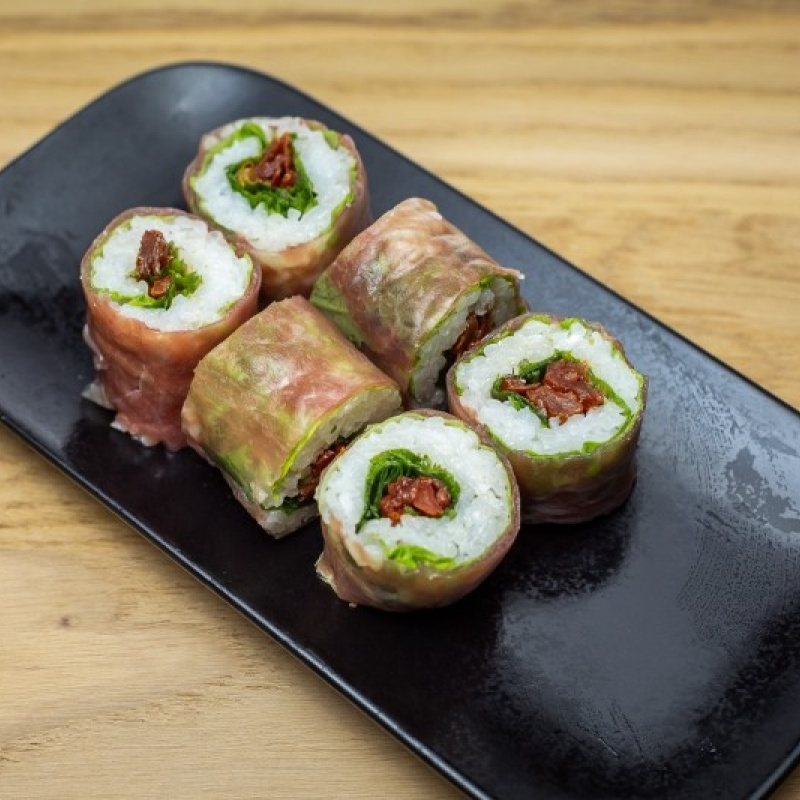 Spring carpaccio tomate séchée roquette piment