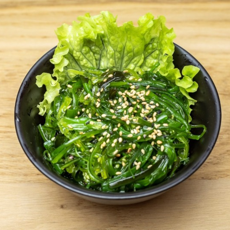 Salade algues wakamé marinées